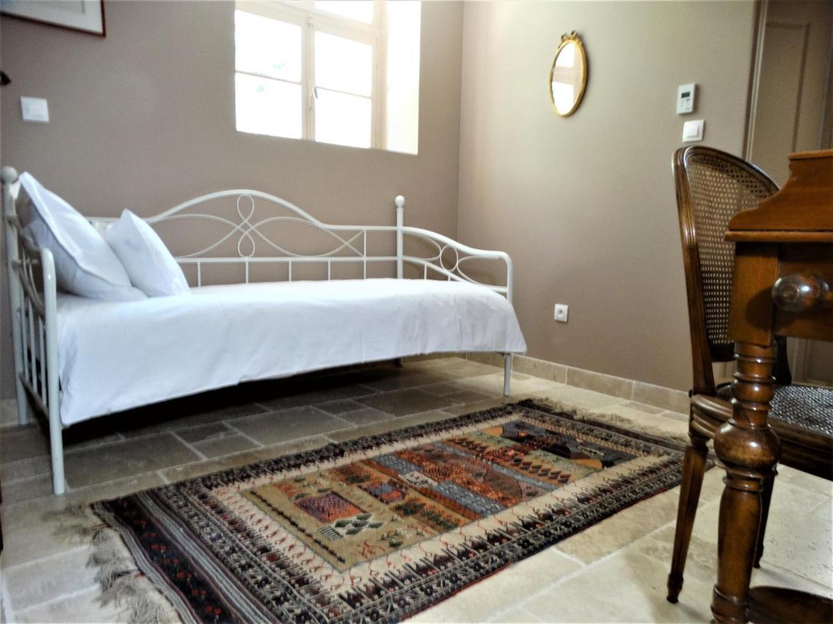 Chateau Montplaisir Charming B&B In Provence Valréas Eksteriør billede